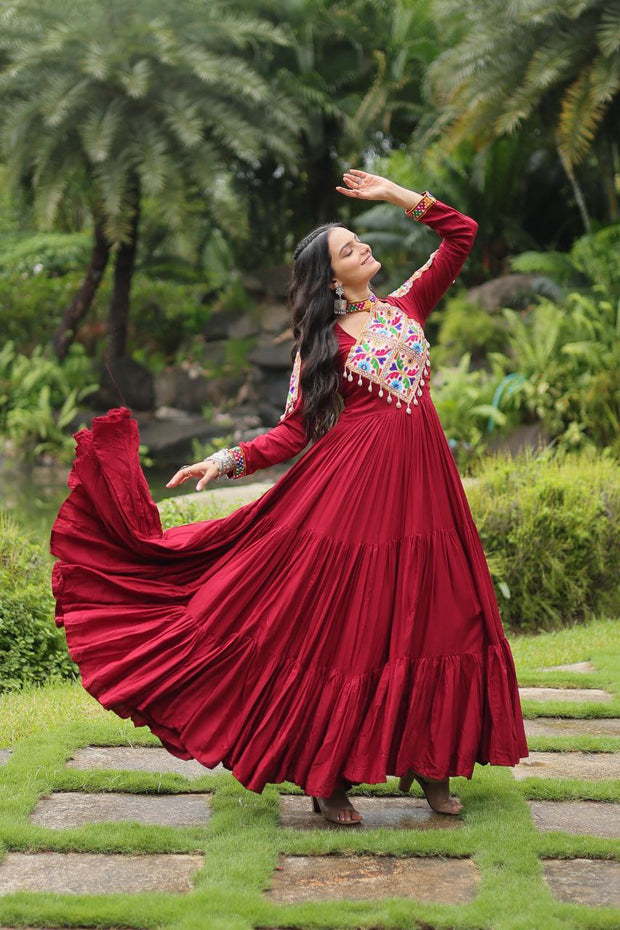 NAVTRI GOWN