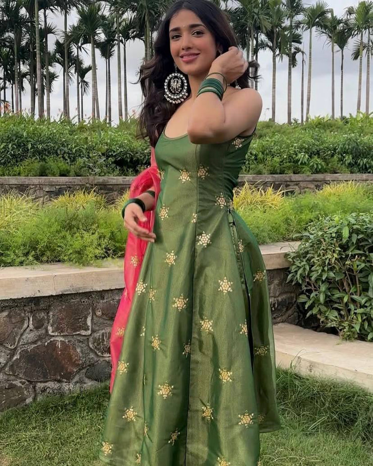 Mesmerizing Embroidery Sequins Work Green Color Salwar Suit