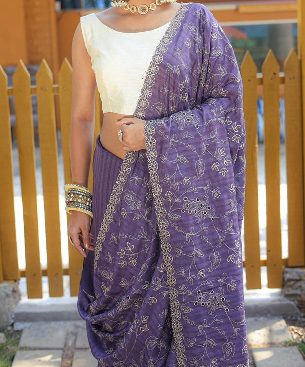 Captivating Silk Floral Design Lavender Color Saree