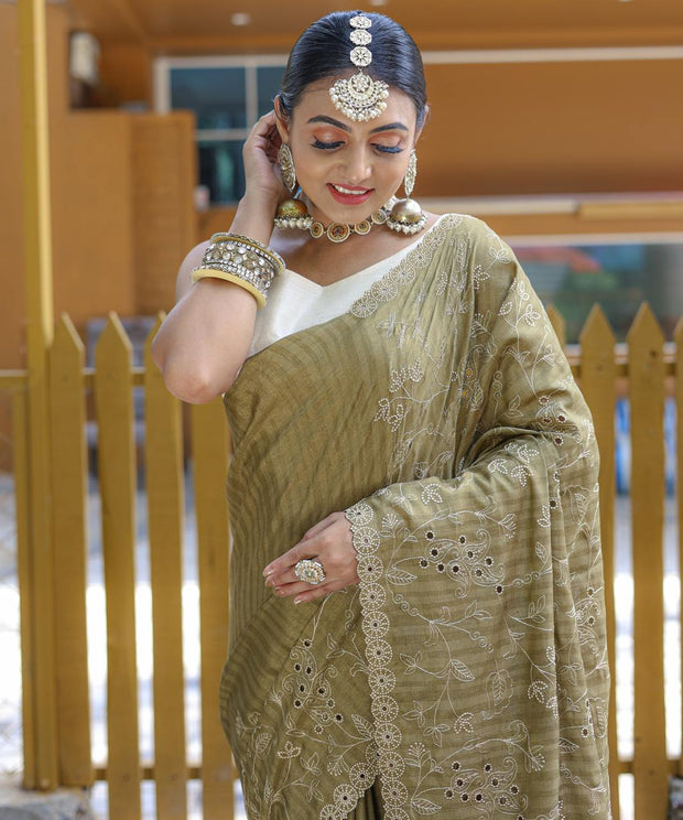 Captivating Silk Floral Design Mehndi Color Saree